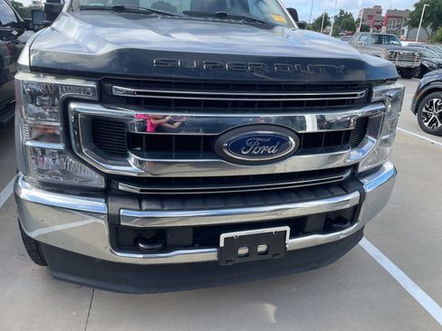 Used 2020 Ford F250 XL w/ STX Appearance Package AWD/4WD image 2