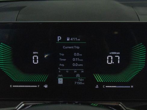 Used 2024 Kia Sorento LX image 14