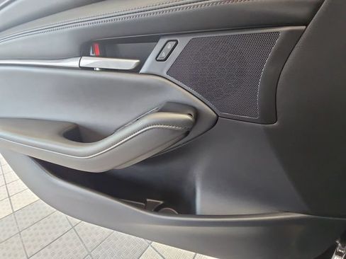 Used 2025 MAZDA MAZDA3 s FWD image 13