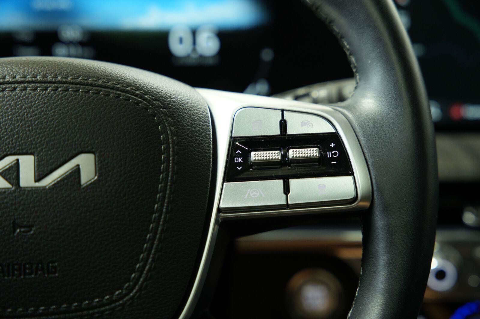 Used 2025 Kia Telluride SX AWD/4WD image 44