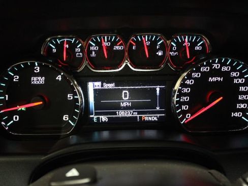 Used 2018 GMC Sierra 1500 SLE w/ SLE Value Package AWD/4WD image 39
