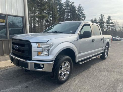 Used 2015 Ford F150 XL w/ Equipment Group 101A Mid AWD/4WD image 3