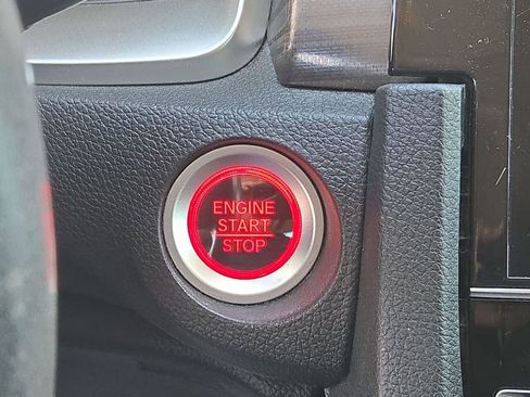 Used 2020 Honda Civic EX image 32