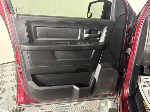 Used 2019 RAM 1500 Tradesman w/ Chrome Plus Package RWD image 17