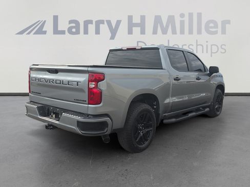 Used 2026 Chevrolet Silverado 1500 Custom w/ Turbomax Blackout Package RWD image 5