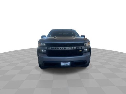 Used 2022 Chevrolet Silverado 1500 Custom w/ Safety Confidence Package AWD/4WD image 3