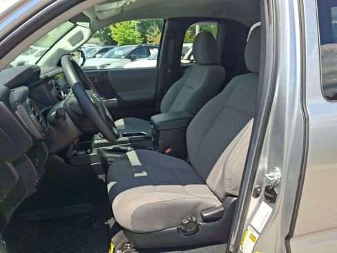 Used 2023 Toyota Tacoma SR AWD/4WD image 15