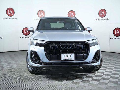 Used 2025 Audi Q7 2.0T Premium Plus w/ Premium Plus Package AWD/4WD image 3