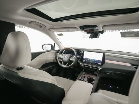 Certified 2025 Lexus RX 350 Premium Plus image 16