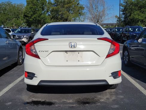 Used 2018 Honda Civic LX image 8