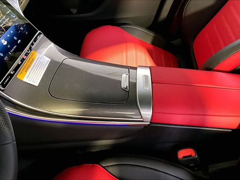 New 2026 Mercedes-Benz GLC 300 4MATIC image 10