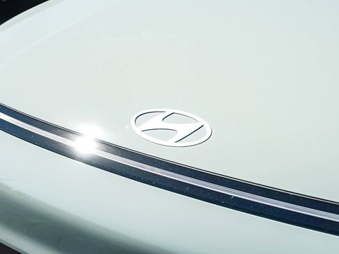New 2026 Hyundai Kona SEL Sport image 9