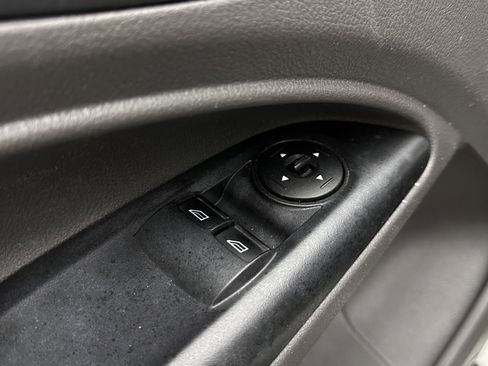 Used 2019 Ford Transit Connect XL FWD image 11