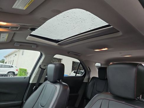 Used 2017 Chevrolet Equinox Premier w/ Enhanced Convenience Package FWD image 19