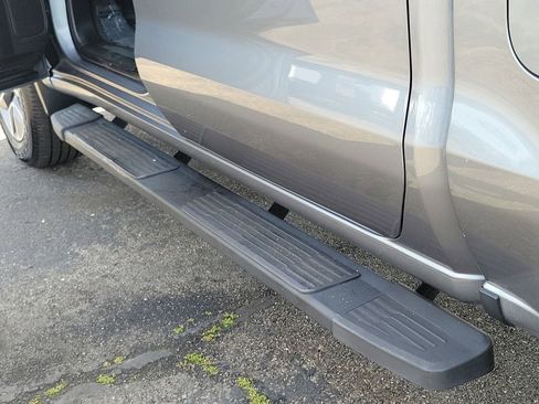 Used 2020 Chevrolet Silverado 1500 RST w/ All-Star Edition image 33