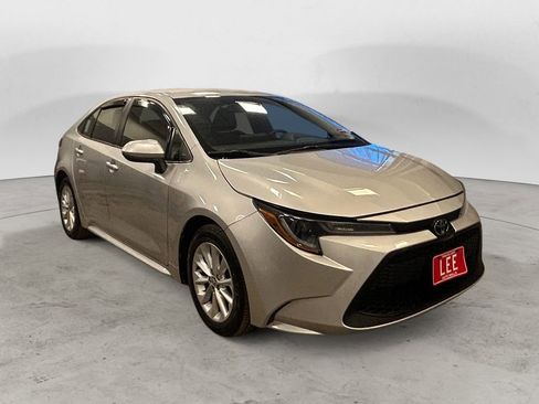 Used 2022 Toyota Corolla LE w/ LE Convenience Package image 7