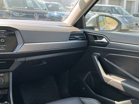 Used 2023 Volkswagen Jetta SE w/ Panoramic Sunroof Package FWD image 26