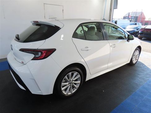 Used 2024 Toyota Corolla SE image 15