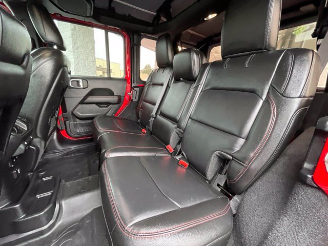 Used 2021 Jeep Wrangler Unlimited Rubicon AWD/4WD image 23
