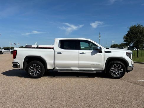 Used 2022 GMC Sierra 1500 SLT w/ SLT Convenience Package RWD image 5