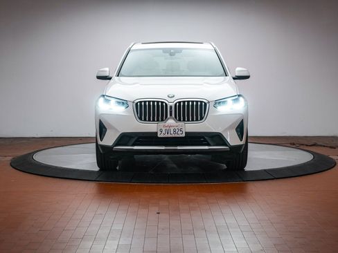 Certified 2024 BMW X3 sDrive30i w/ Convenience Package image 3