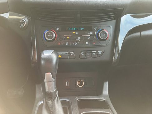 Used 2017 Ford Escape Titanium w/ Equipment Group 301A image 21