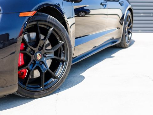 Certified 2024 Porsche Taycan GTS image 12