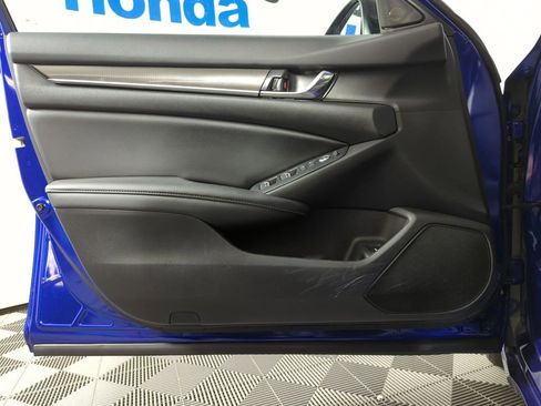 Certified 2022 Honda Accord Sport image 9