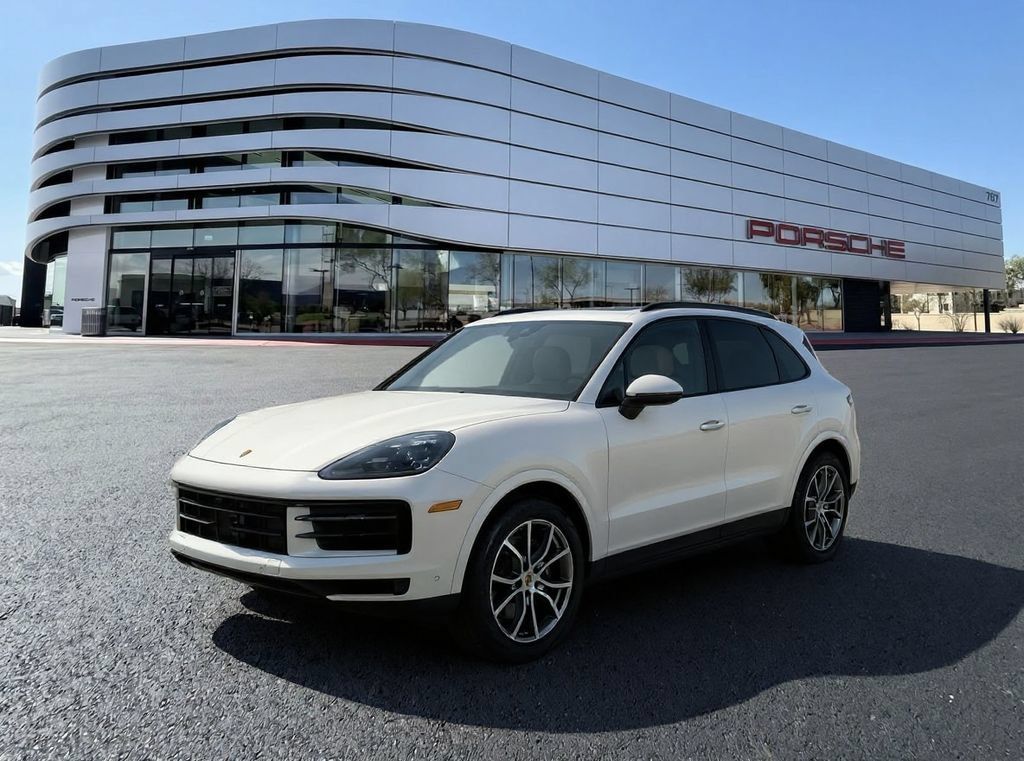 Used 2026 Porsche Cayenne AWD/4WD image 1
