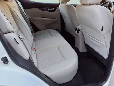 Certified 2021 Nissan Rogue Sport SV image 13