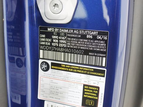 Used 2017 Mercedes-Benz AMG GT Base w/ Exclusive Interior Package image 36