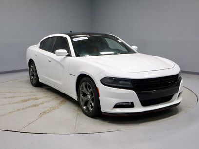Used 2016 Dodge Charger SXT w/ Premium Group