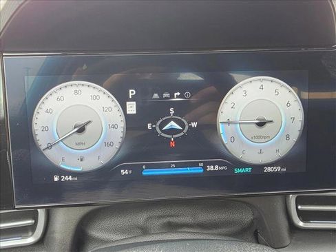 Used 2024 Hyundai Elantra SEL image 22