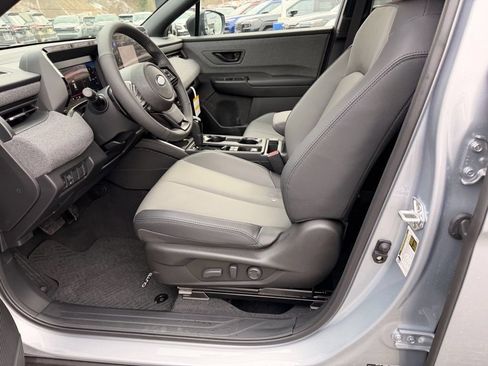 Used 2026 Subaru Outback Premium AWD/4WD image 5