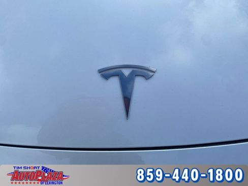 Used 2025 Tesla Model 3 Long Range image 18