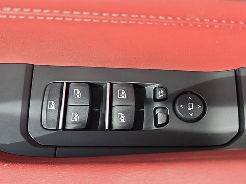 Used 2025 BMW X6 xDrive40i image 27