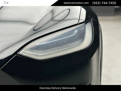 Used 2017 Tesla Model X 100D image 12