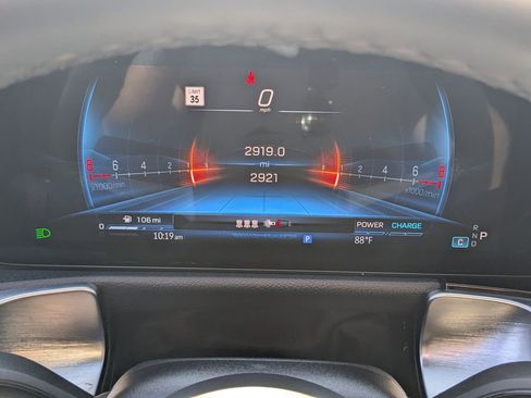 Used 2025 Mercedes-Benz GLB 35 AMG 4MATIC image 14