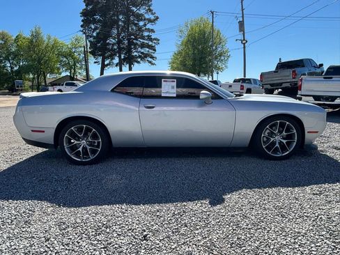 Used 2022 Dodge Challenger GT RWD image 7