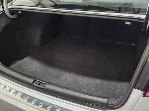 Used 2021 Volkswagen Passat 2.0T SE image 21