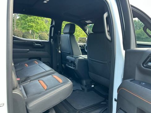 Used 2022 GMC Sierra 1500 AT4 w/ AT4 Premium Package AWD/4WD image 51