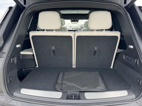 New 2026 Cadillac Vistiq Sport image 31