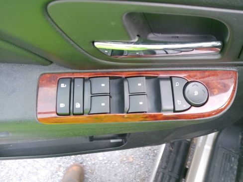 Used 2013 GMC Yukon SLT image 18