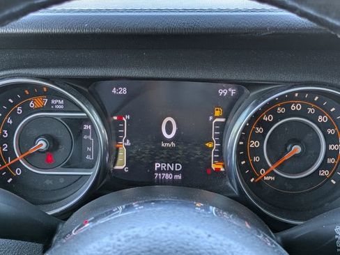 Certified 2020 Jeep Wrangler Unlimited Sahara image 20