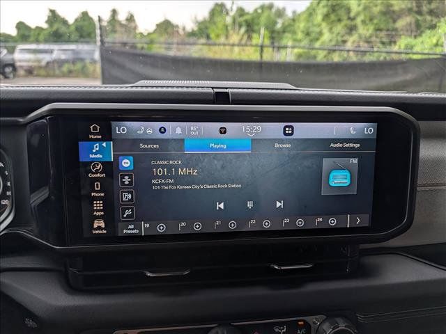 Used 2025 Jeep Wrangler Unlimited Sahara AWD/4WD image 34