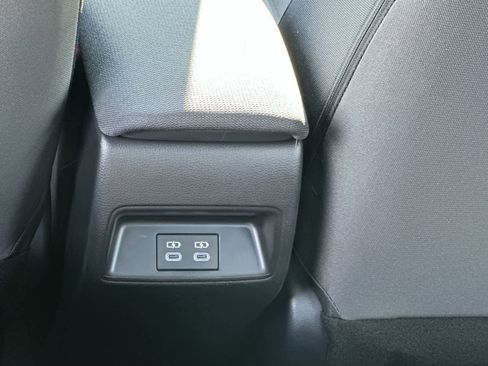 Used 2026 Toyota Corolla SE FWD image 51