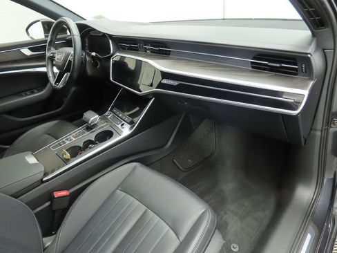 Used 2022 Audi A6 2.0T Premium w/ Convenience Package image 16