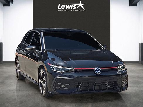 Used 2025 Volkswagen GTI SE FWD image 6