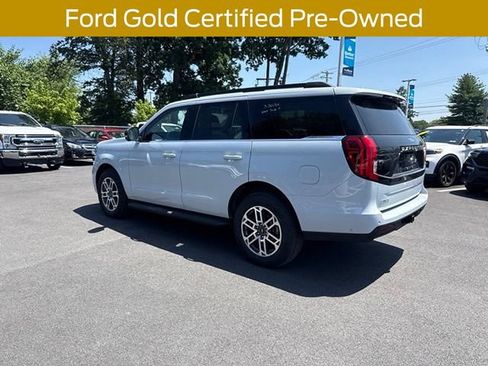 Used 2025 Ford Expedition Active AWD/4WD image 8