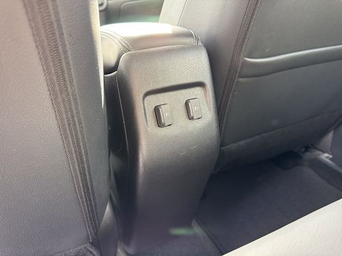 Used 2023 Nissan Kicks SR w/ SR Premium Package image 14